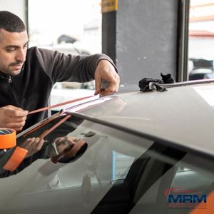 mobile auto glass repair services