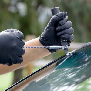 3 Benefits of Choosing Mobile Auto Glass Repair